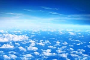 الغيوم الأكثر ارتفاعا عن سطح الأرض