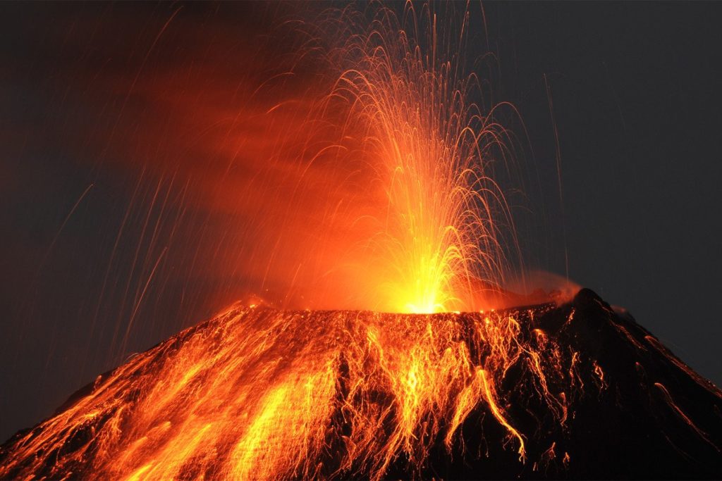 ما المقصود من الثوران البركاني