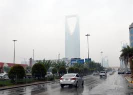 متى يبرد الجو في الرياض